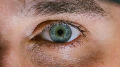 Close-up photo of a human eye